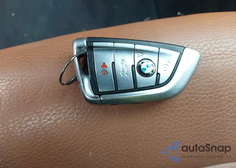 2019 BMW 740I xDrive из США, поврежденный, VIN WBA7E4C56KGV28504